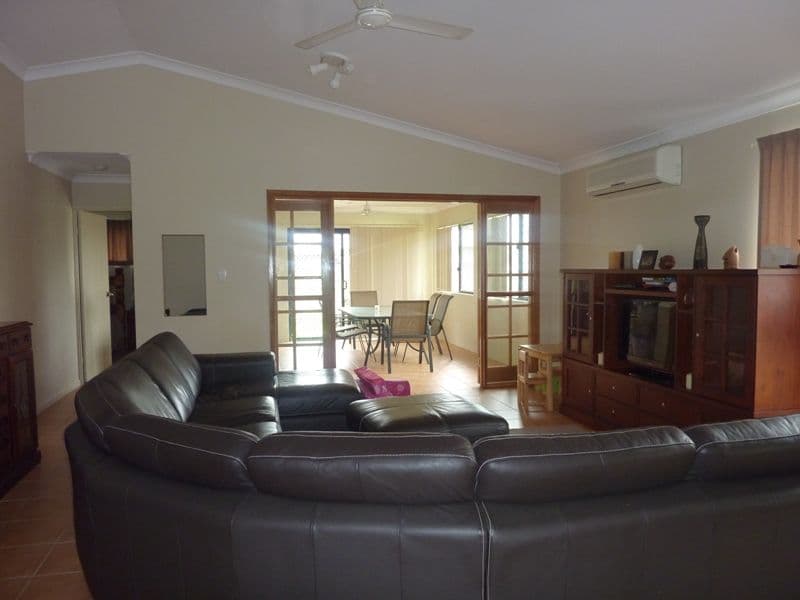 59 Springbrook Parade, IDALIA QLD 4811, Idalia - Thumbnail 2