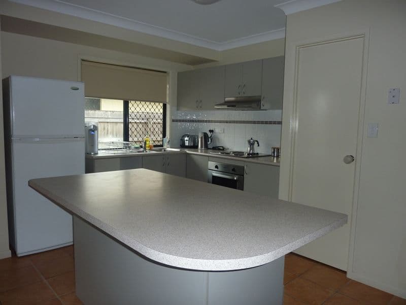 59 Springbrook Parade, IDALIA QLD 4811, Idalia - Thumbnail 3