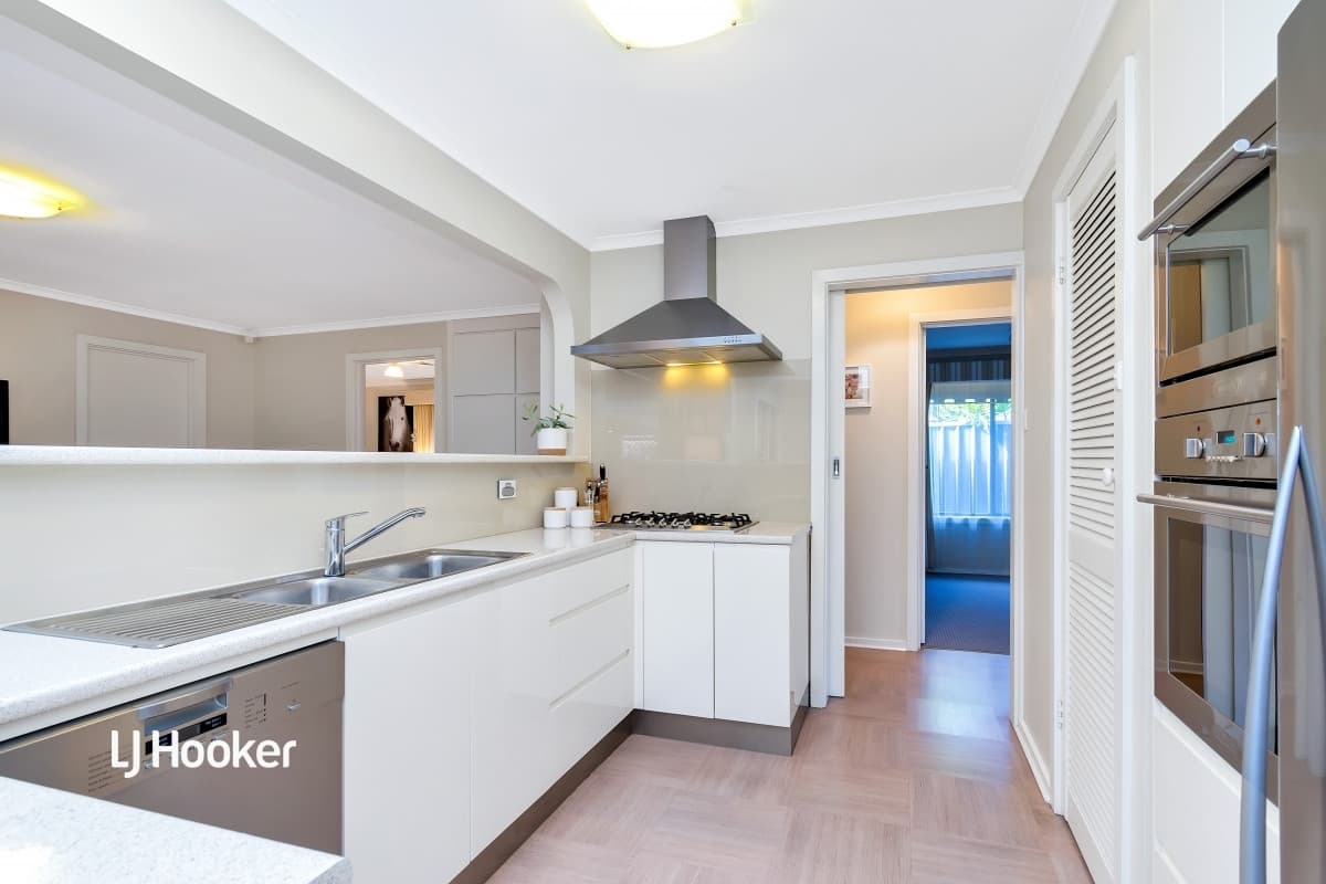 28 Moore Crescent, St Agnes SA 5097, St Agnes - Thumbnail 4