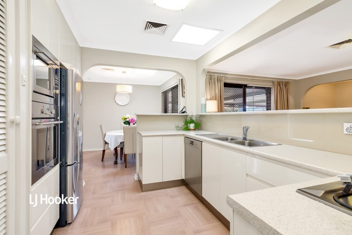 28 Moore Crescent, St Agnes SA 5097, St Agnes - Thumbnail 5
