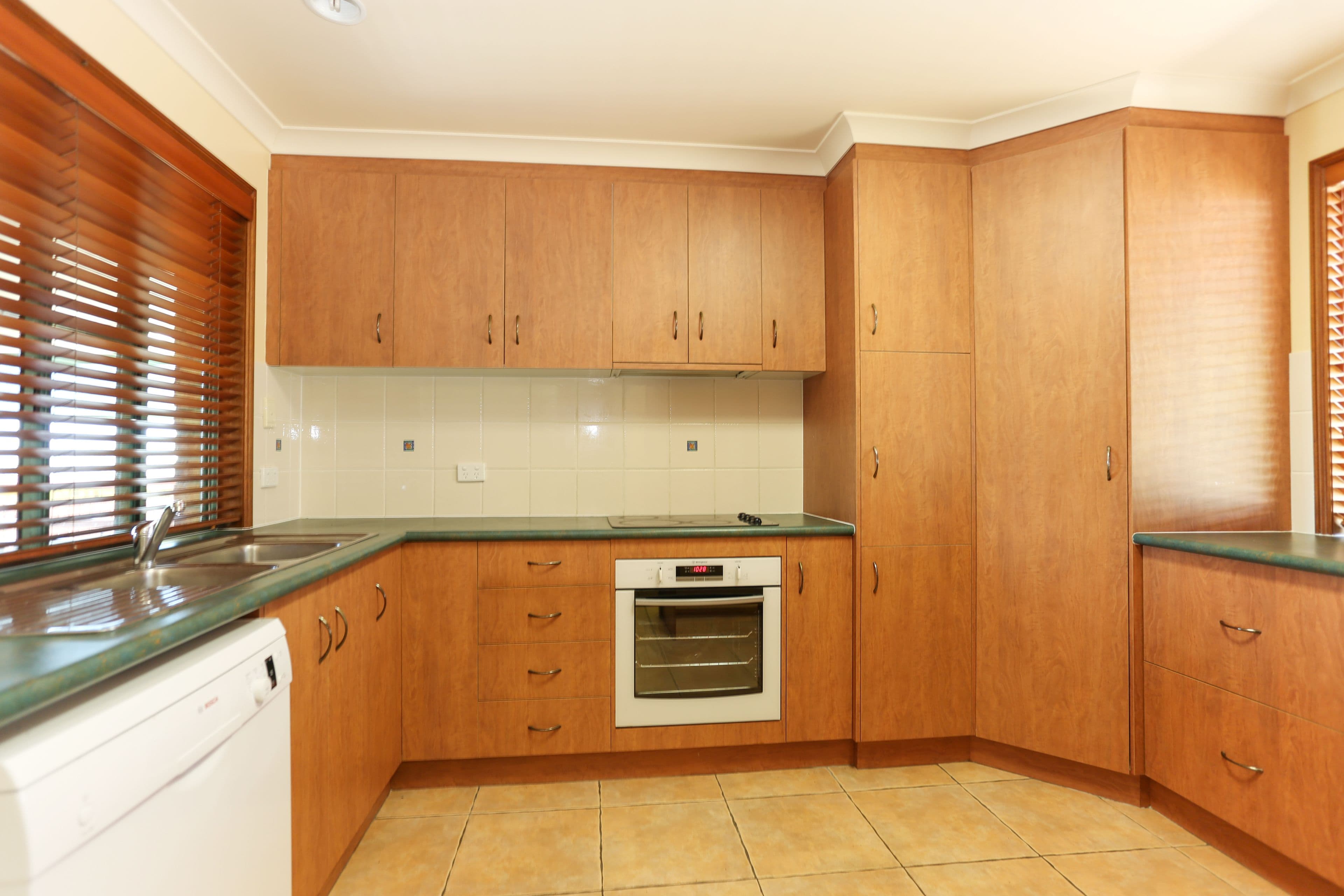 3 Raymond Court, Walkerston QLD 4751, Walkerston - Thumbnail 8
