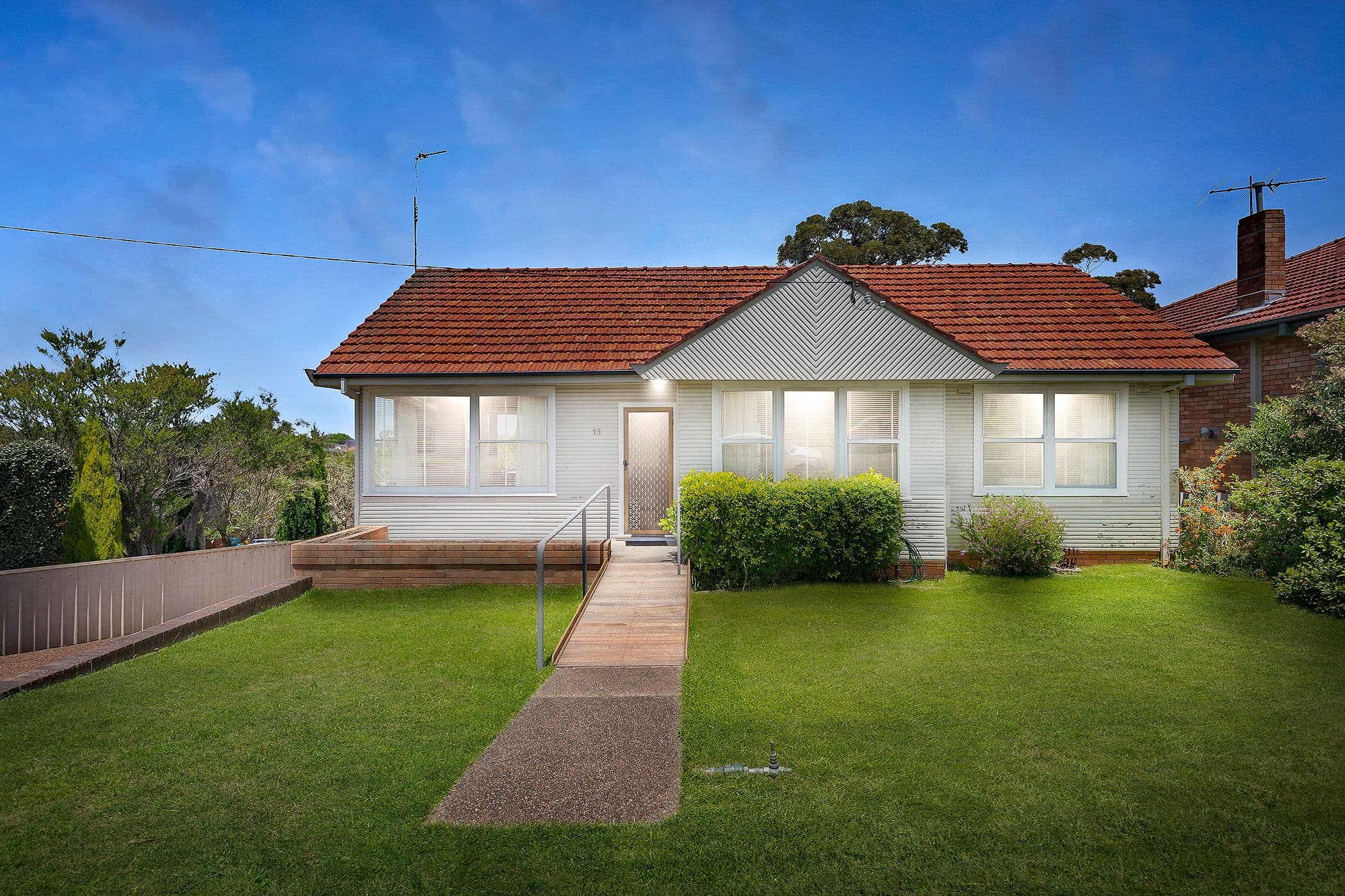 13 Shelton Street, Charlestown NSW 2290, Charlestown - Image 1
