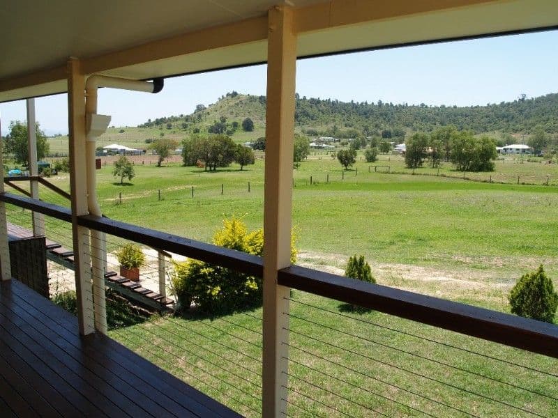 14 Bushman Street, PLAINLAND QLD 4341, Plainland - Thumbnail 2