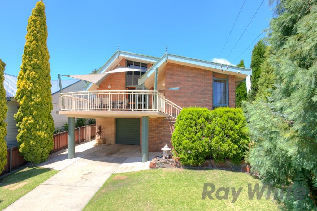 39 Princes Avenue, CHARLESTOWN NSW 2290, Charlestown - Thumbnail 2