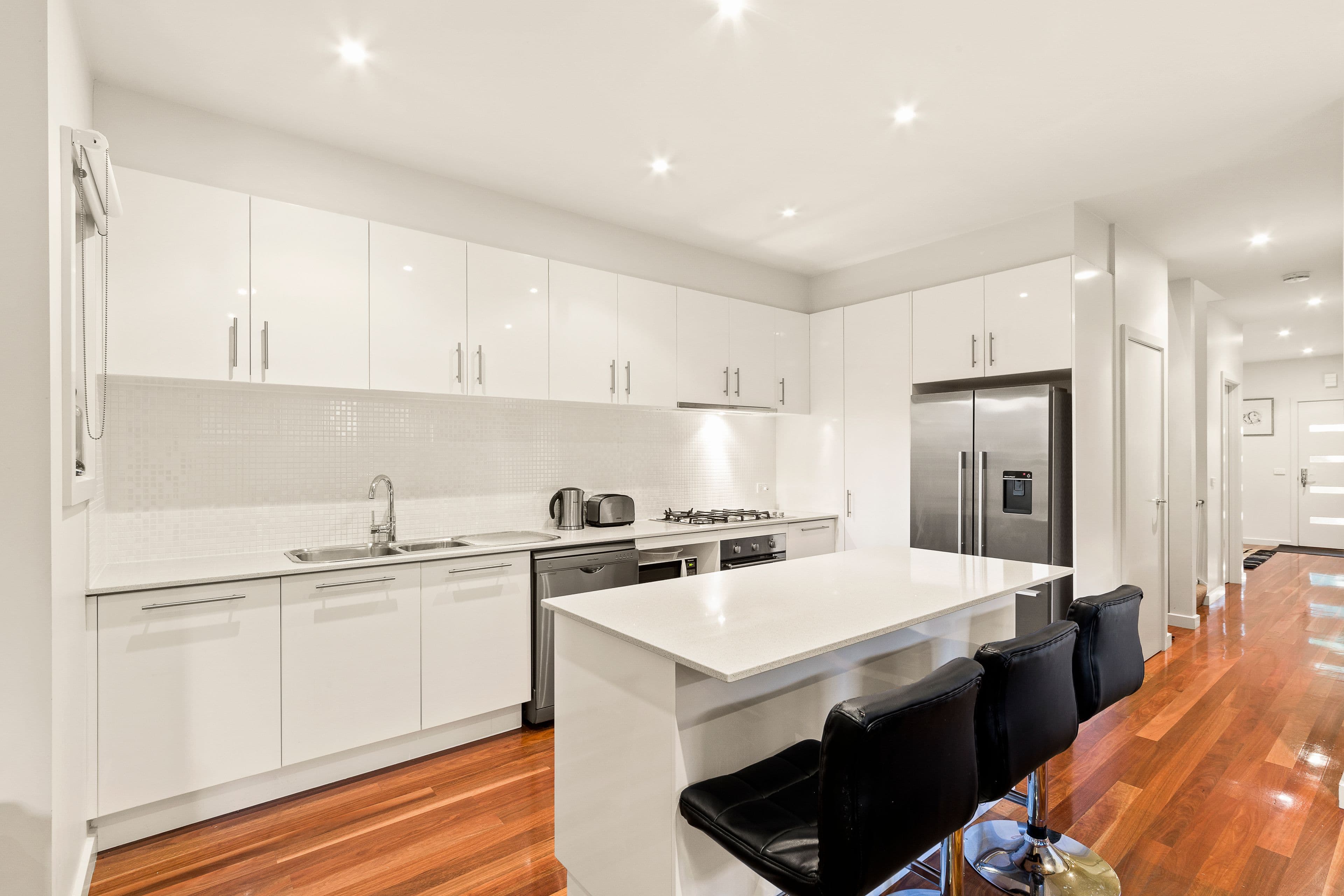 9 Salvado Road, Subiaco - Thumbnail 2
