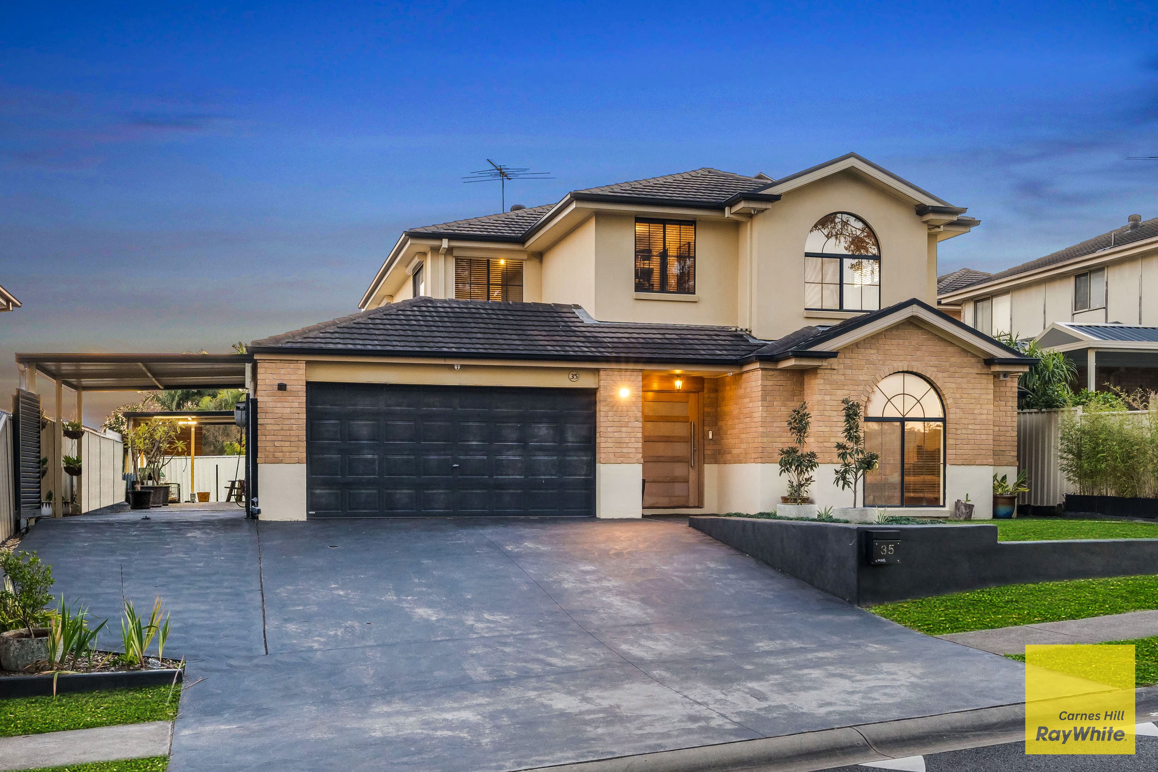 35 Chapman Street, West Hoxton NSW 2171, West Hoxton - Image 1