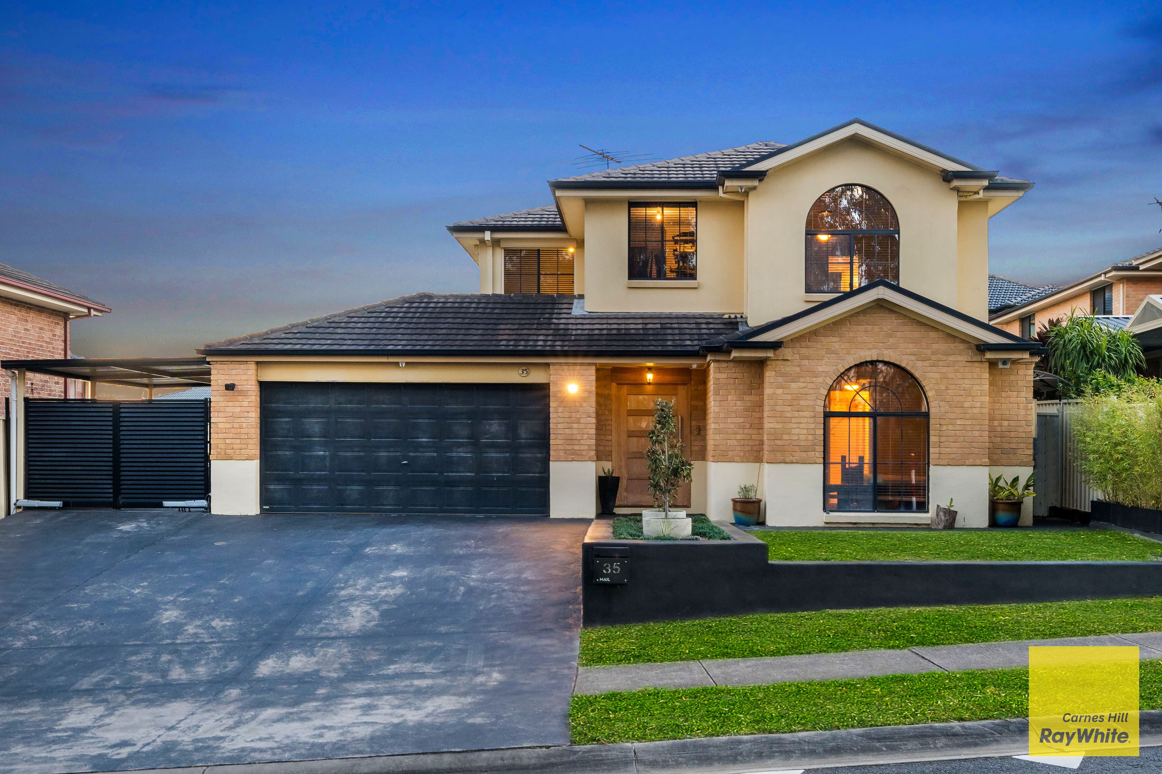 35 Chapman Street, West Hoxton NSW 2171, West Hoxton - Thumbnail 2