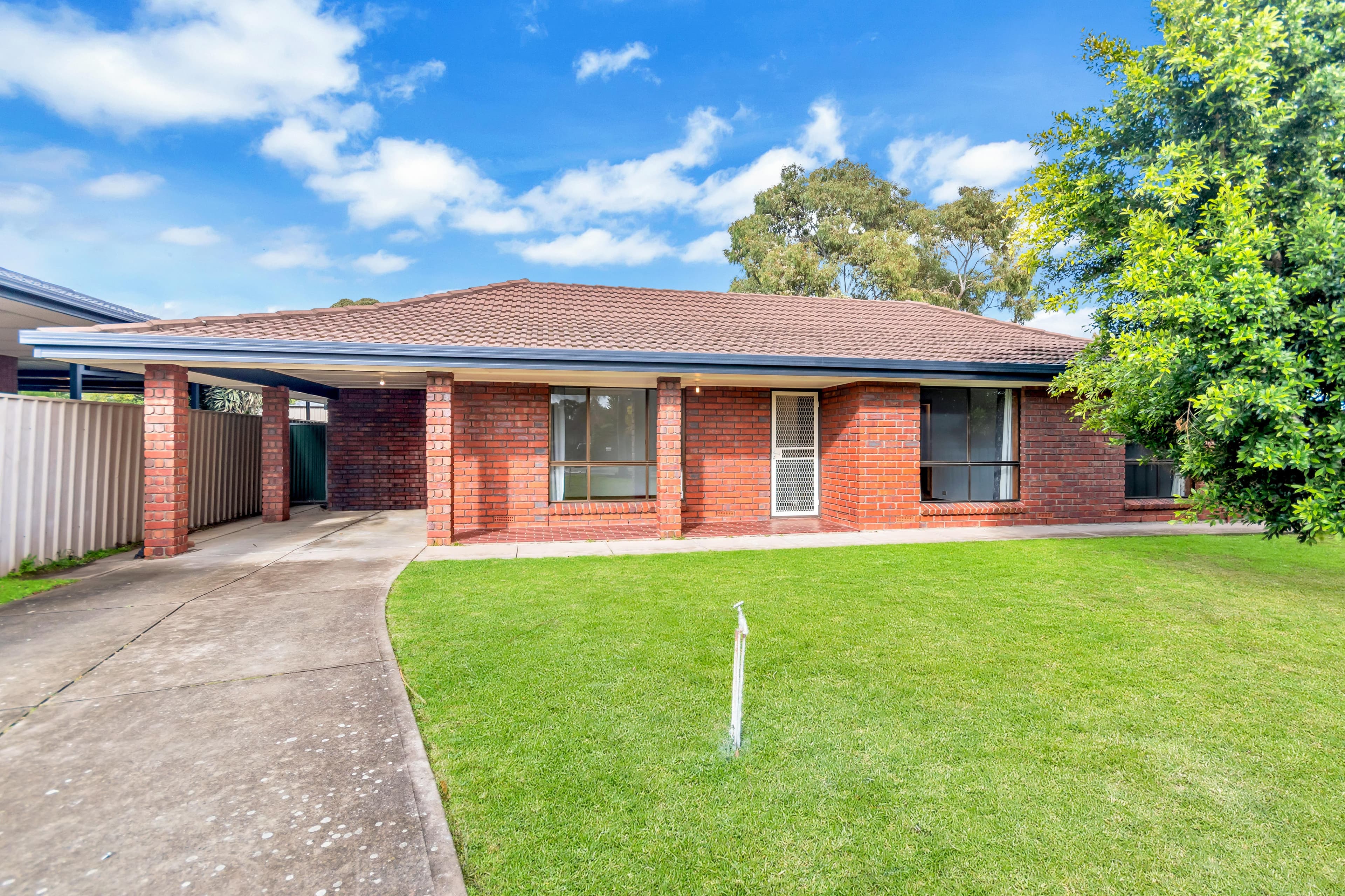 9 Cass Court, Woodcroft SA 5162, Woodcroft - Thumbnail 2