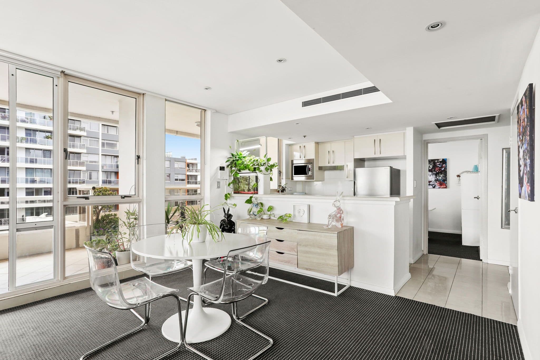 8 Lachlan Street, Waterloo NSW 2017, Waterloo - Thumbnail 2