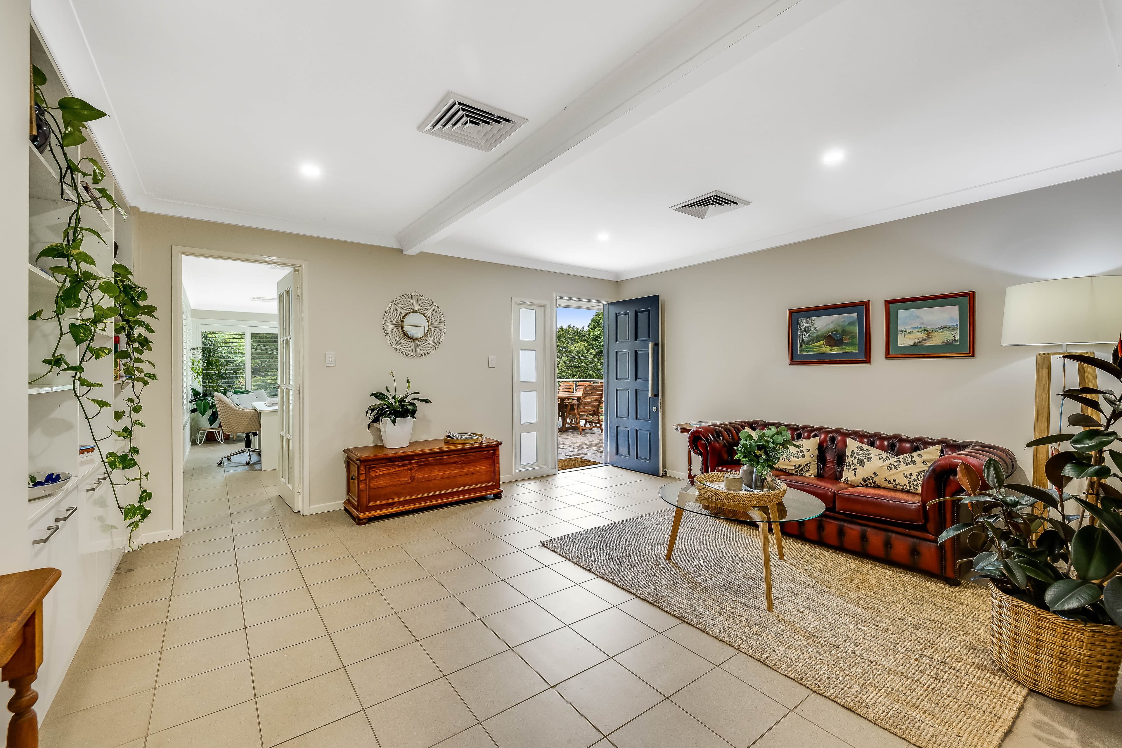 17 Mackenzie Street, Mount Lofty QLD 4350, Mount Lofty - Thumbnail 3