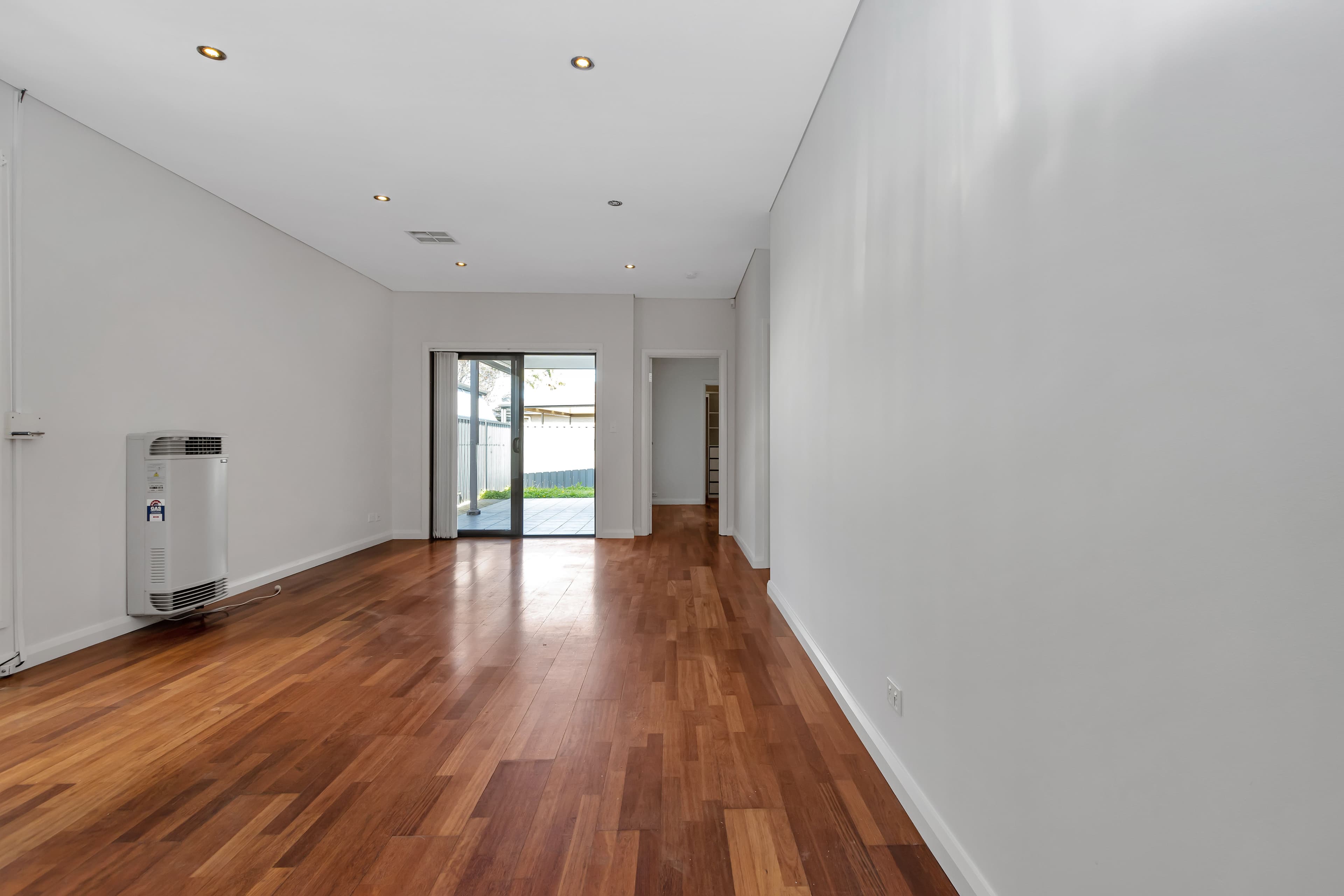8C Fidock Avenue, Seaton SA 5023, Seaton - Thumbnail 4