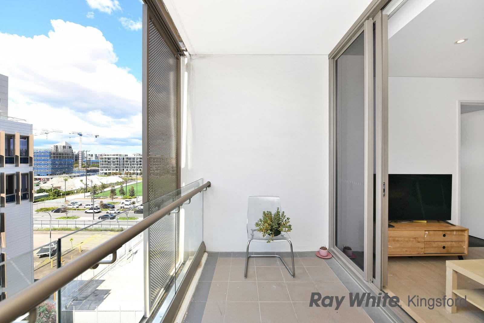 19 Grandstand Parade, Zetland NSW 2017, Zetland - Thumbnail 3