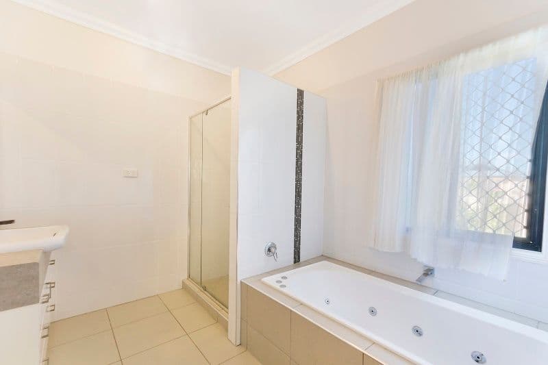 10 Lachlan Cres., Beerwah QLD 4519, Beerwah - Thumbnail 6