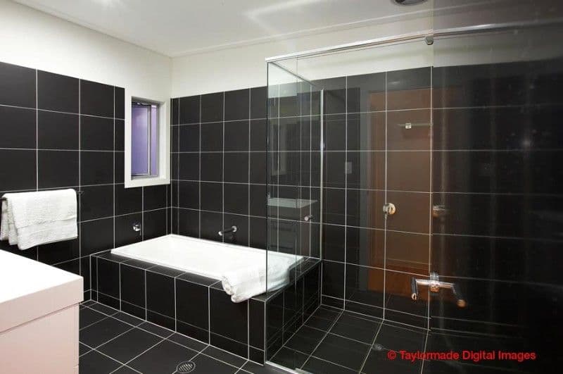 138 Porteus Drive, SEVEN HILLS QLD 4170, Seven Hills - Thumbnail 7