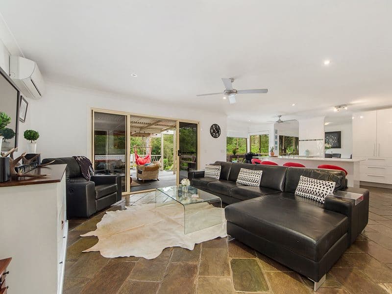 131 Castle Hill Drive, Gaven QLD 4211, Gaven - Thumbnail 5