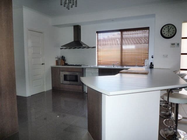 4 Minchin Turn, BALDIVIS WA 6171, Baldivis - Thumbnail 2