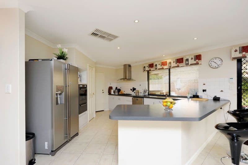 21 Bianco Place, SECRET HARBOUR WA 6173, Secret Harbour - Thumbnail 7