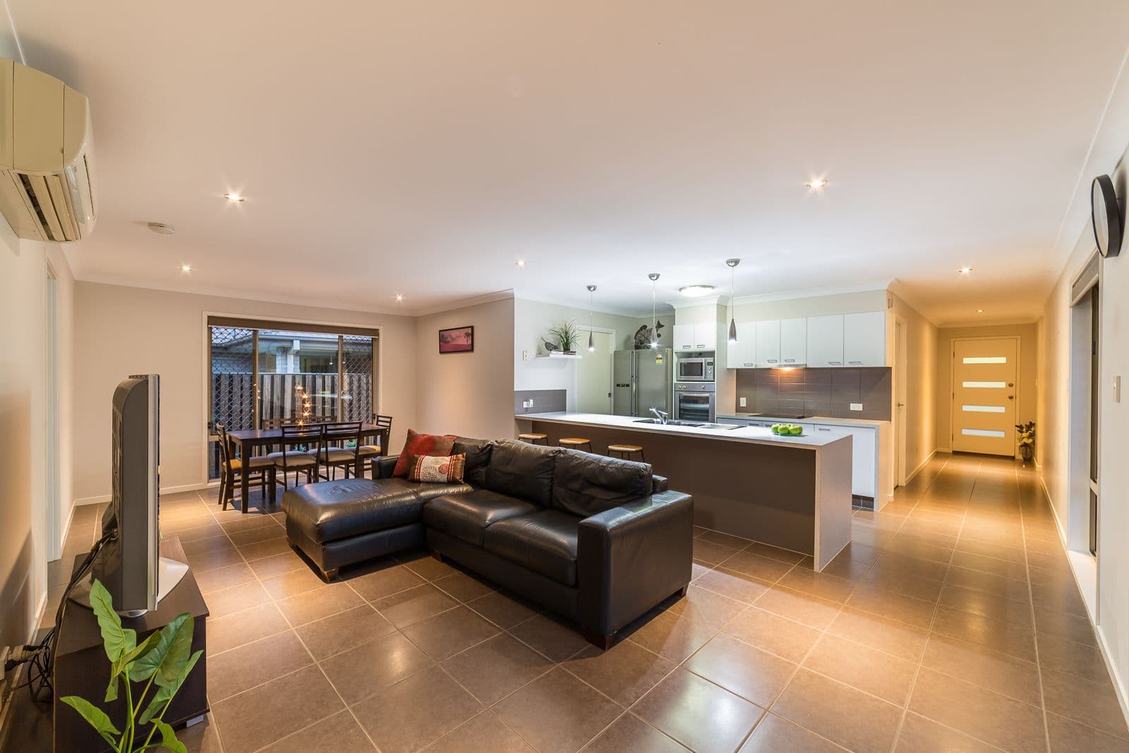 17 Jet Street, Upper Coomera QLD 4209, Upper Coomera - Thumbnail 6