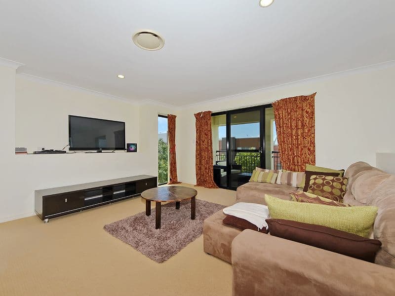 10 Shorehaven Place, VARSITY LAKES QLD 4227, Varsity Lakes - Thumbnail 8
