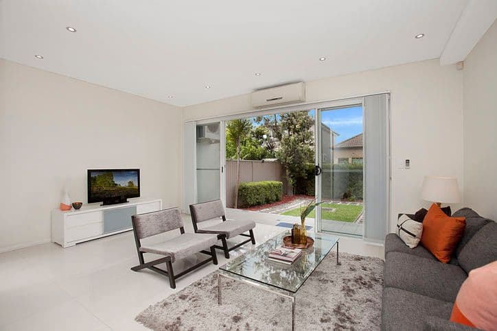 1A Universal Street, Eastlakes NSW 2018, Eastlakes - Thumbnail 2