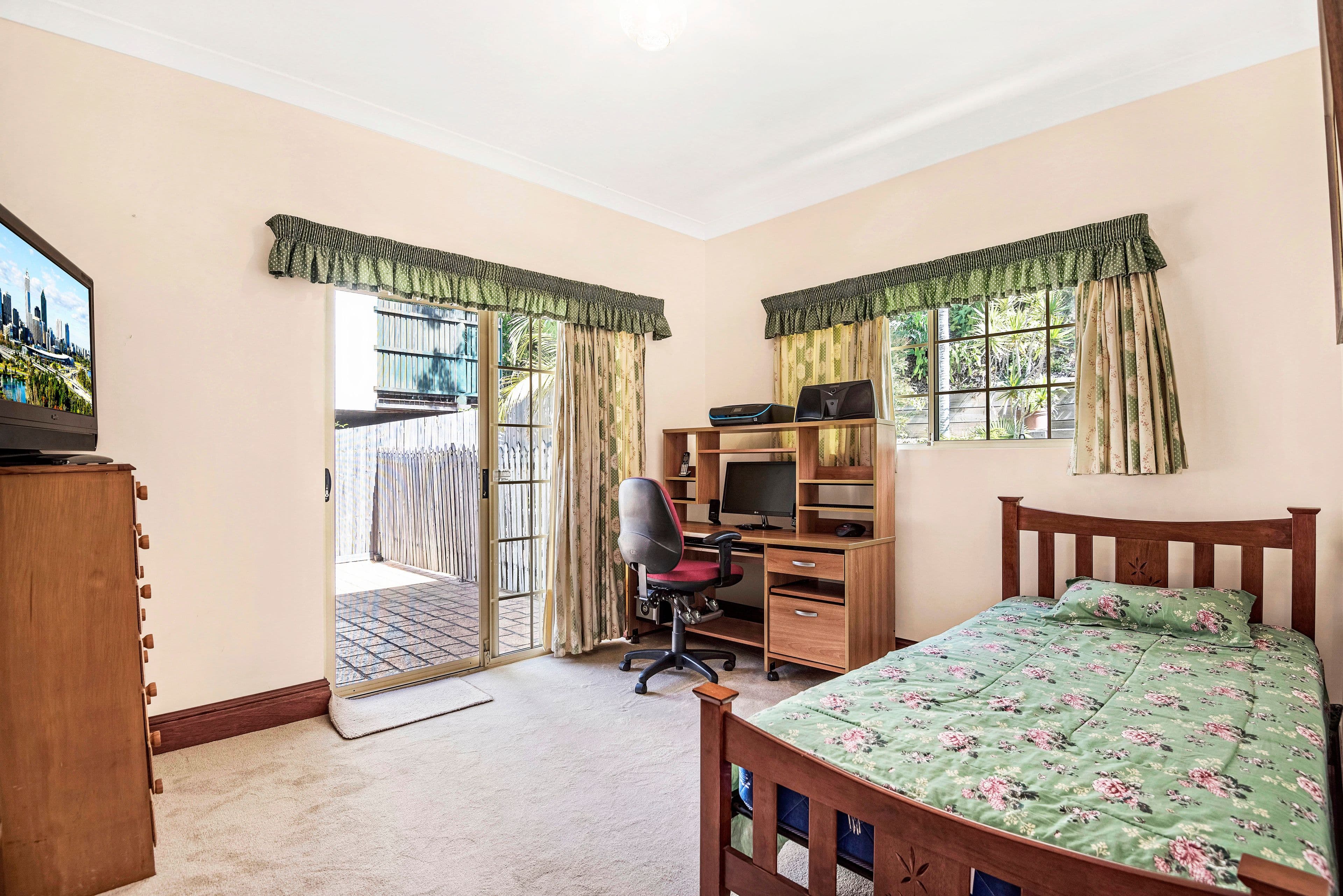 31 Nollamara Drive, Elanora QLD 4221, Elanora - Thumbnail 7
