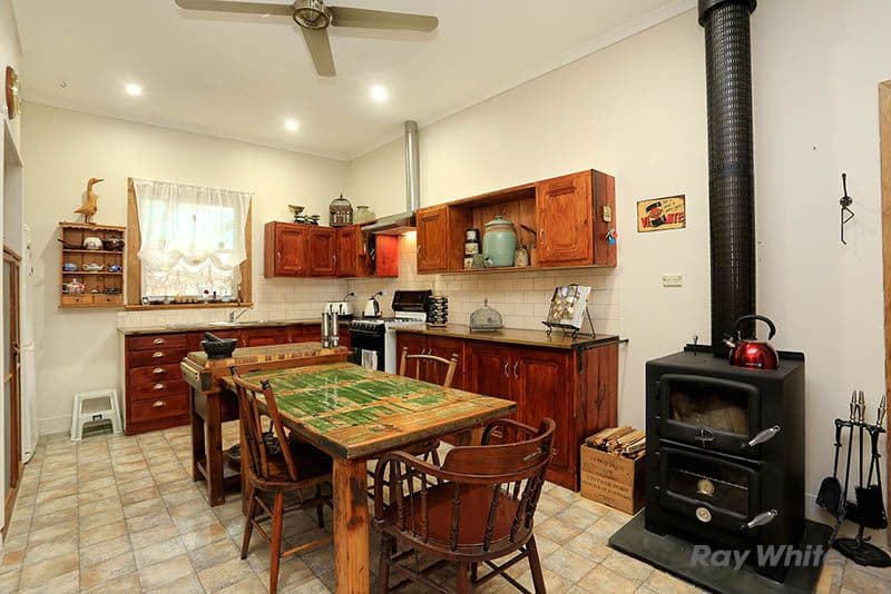 19 Morehead Street, Burra SA 5417, Burra - Thumbnail 3