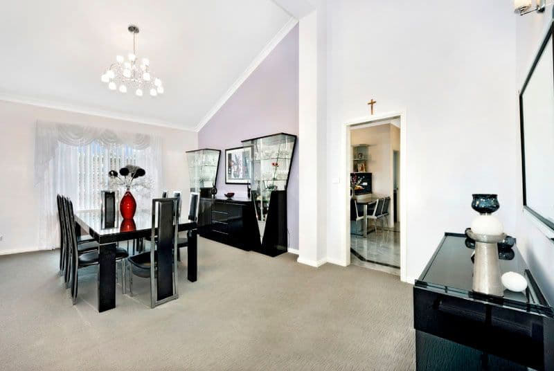 7 Jarrah Close, ALFORDS POINT NSW 2234, Alfords Point - Thumbnail 3