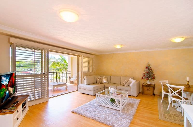 1040 Gold Coast Highway, PALM BEACH QLD 4221, Palm Beach - Thumbnail 3