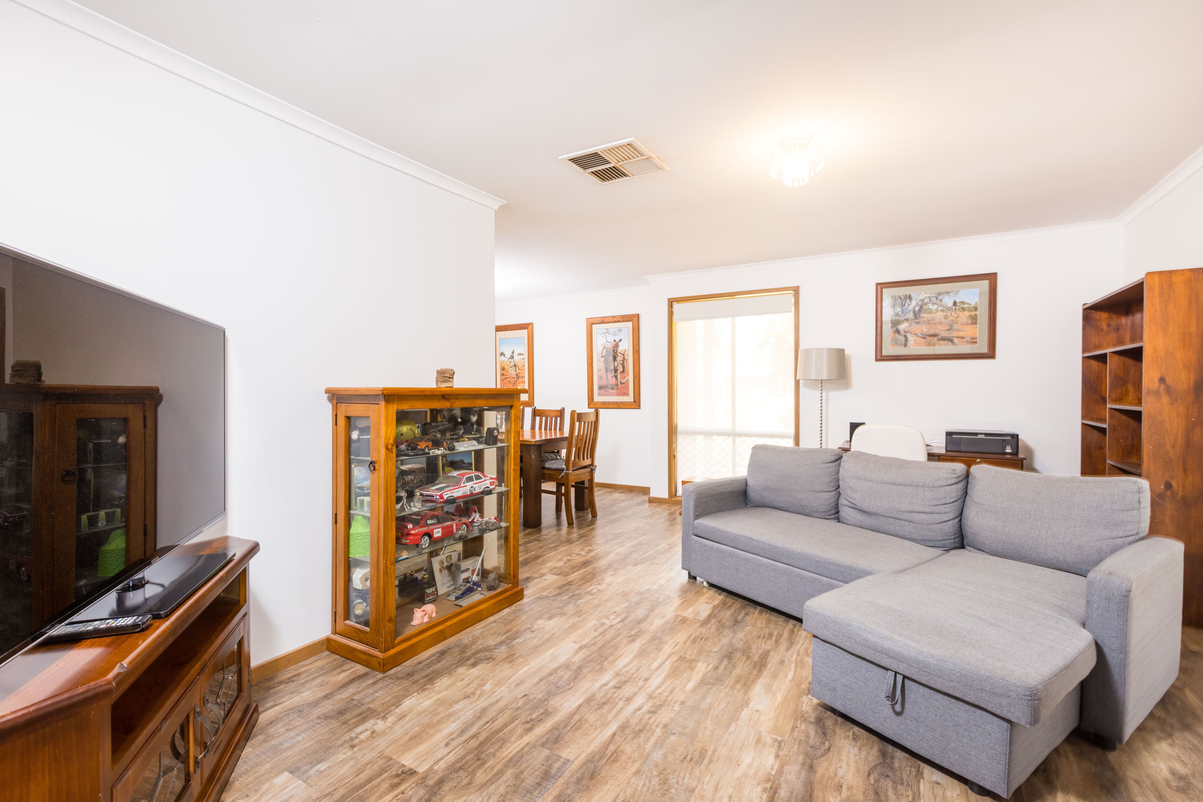 9 Etherington Drive, Mildura VIC 3500, Mildura - Thumbnail 4