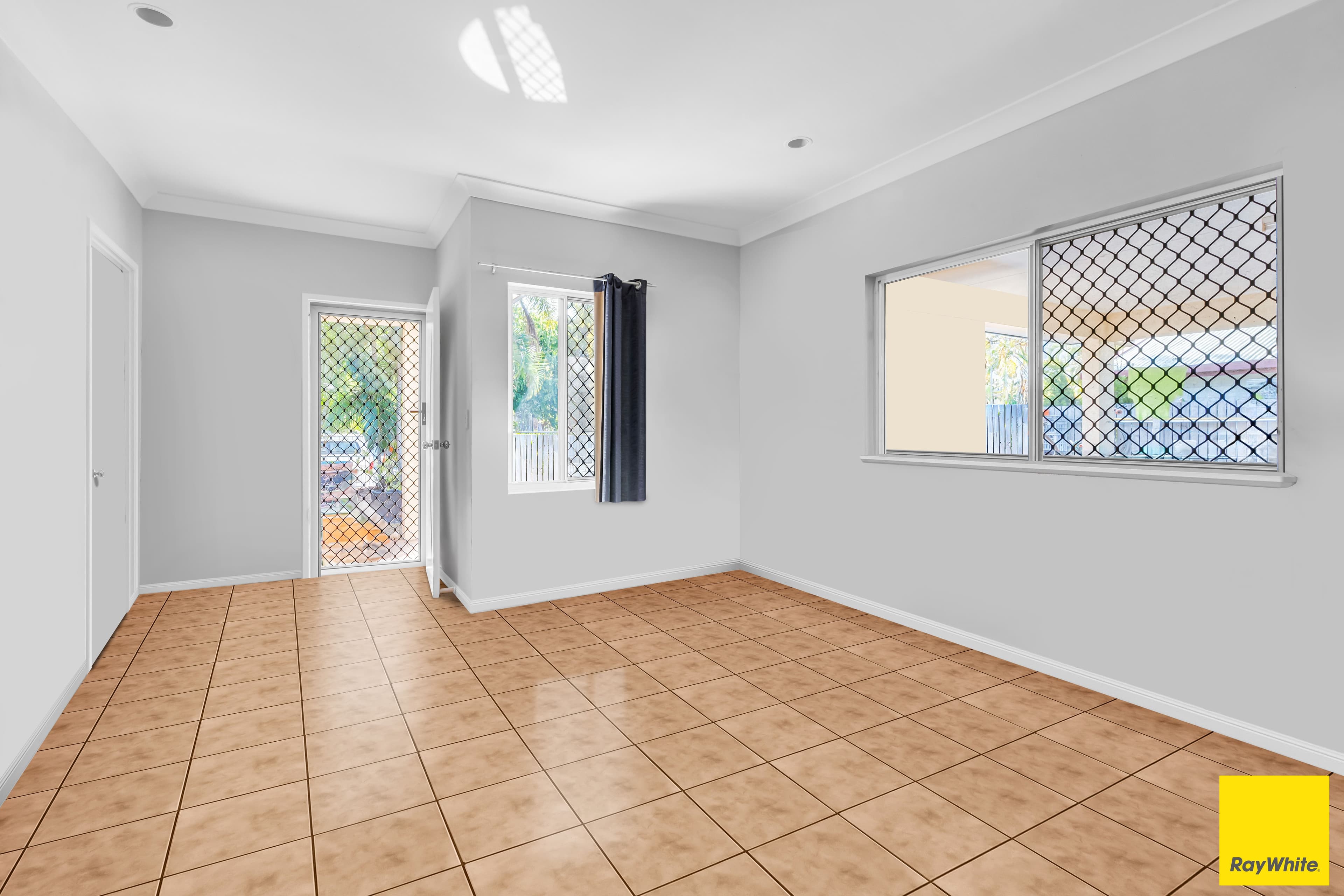 18 Cottesloe Drive, Kewarra Beach QLD 4879, Kewarra Beach - Thumbnail 4