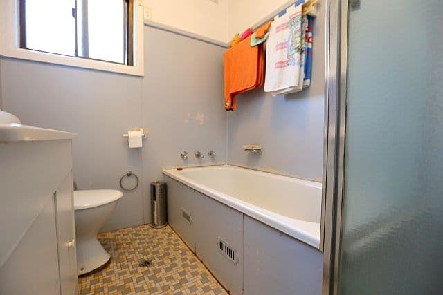 43 Georges Crescent, GEORGES HALL NSW 2198, Georges Hall - Thumbnail 7