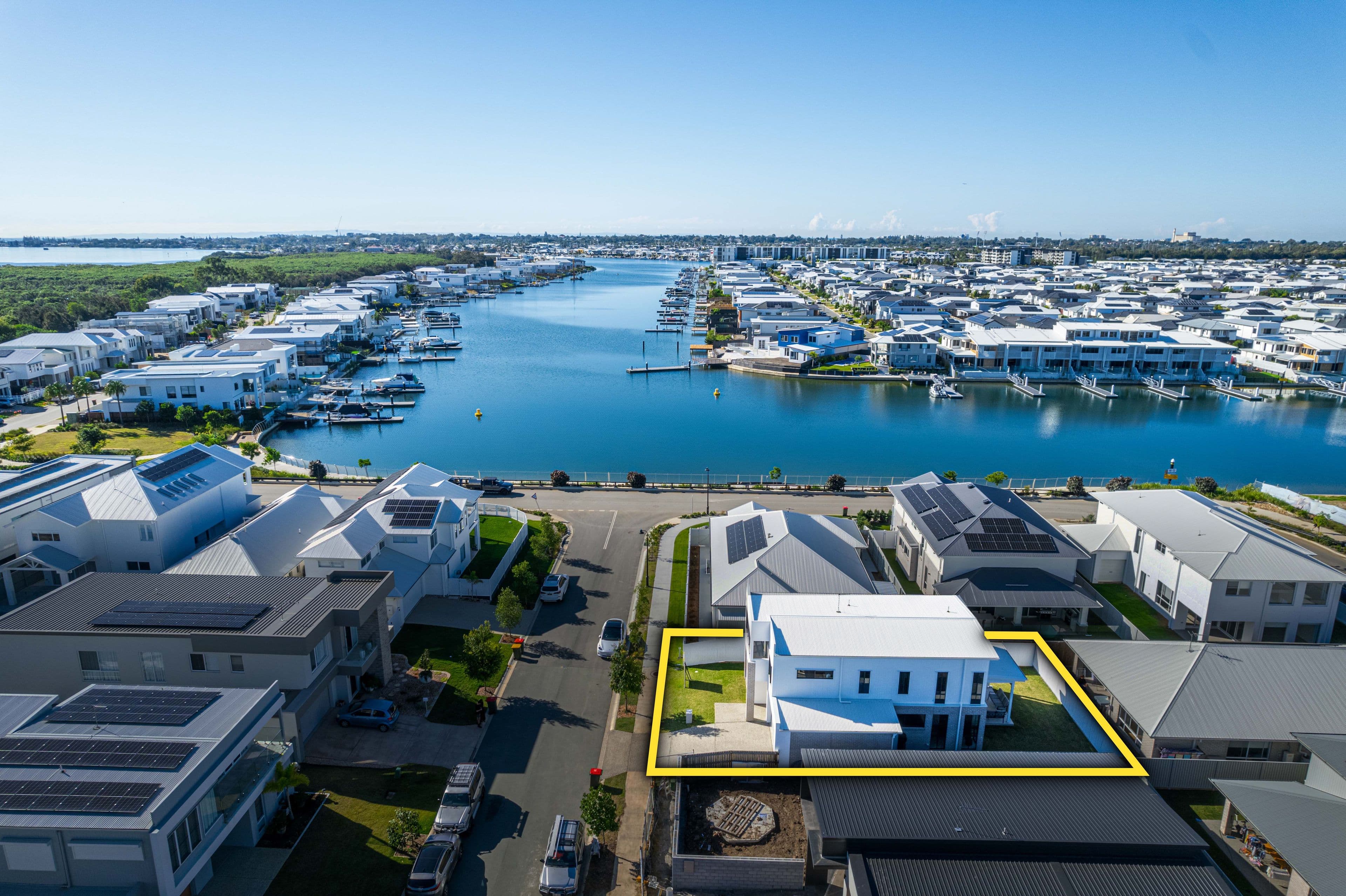 54 Clearwater Street, Newport QLD 4020, Newport - Thumbnail 3