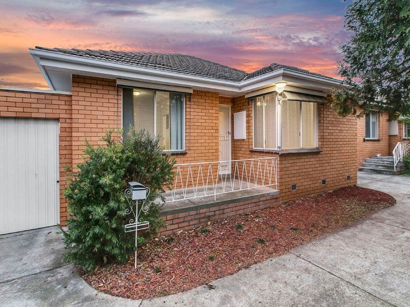 27 Plummer Road, MENTONE VIC 3194, Mentone - Thumbnail 2