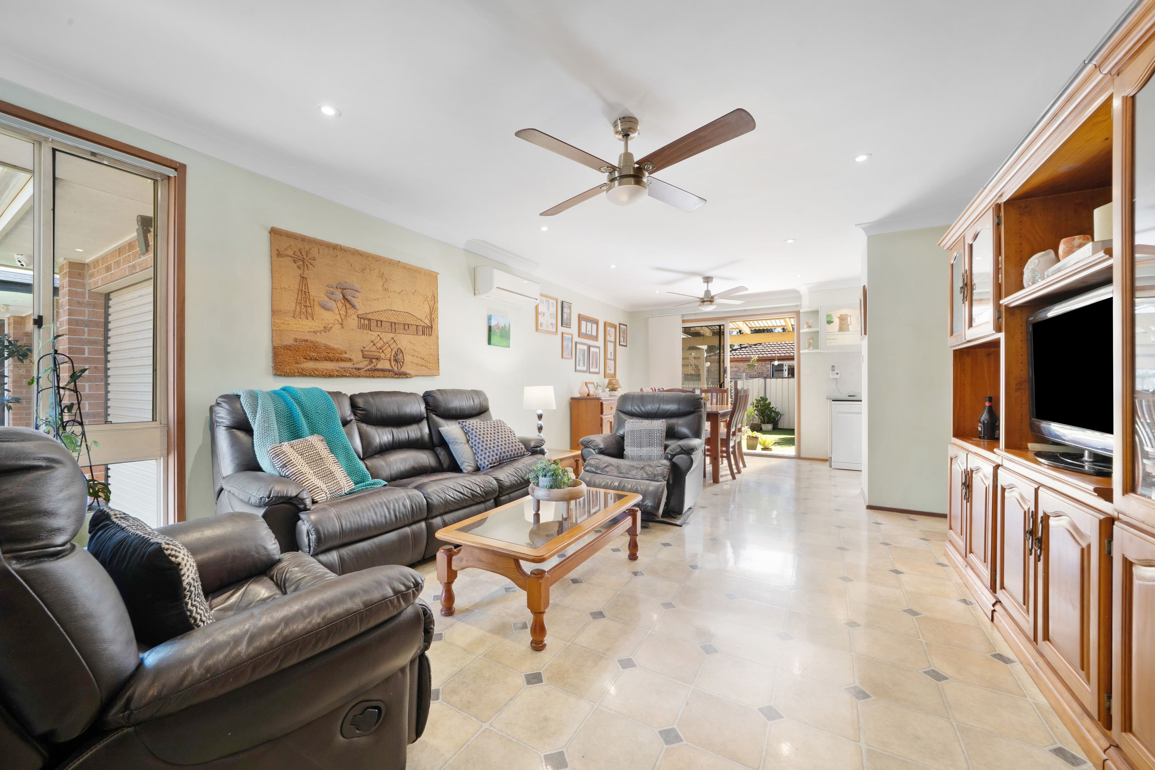 8/2 Werona Avenue, Claremont Meadows NSW 2747, Claremont Meadows - Thumbnail 2