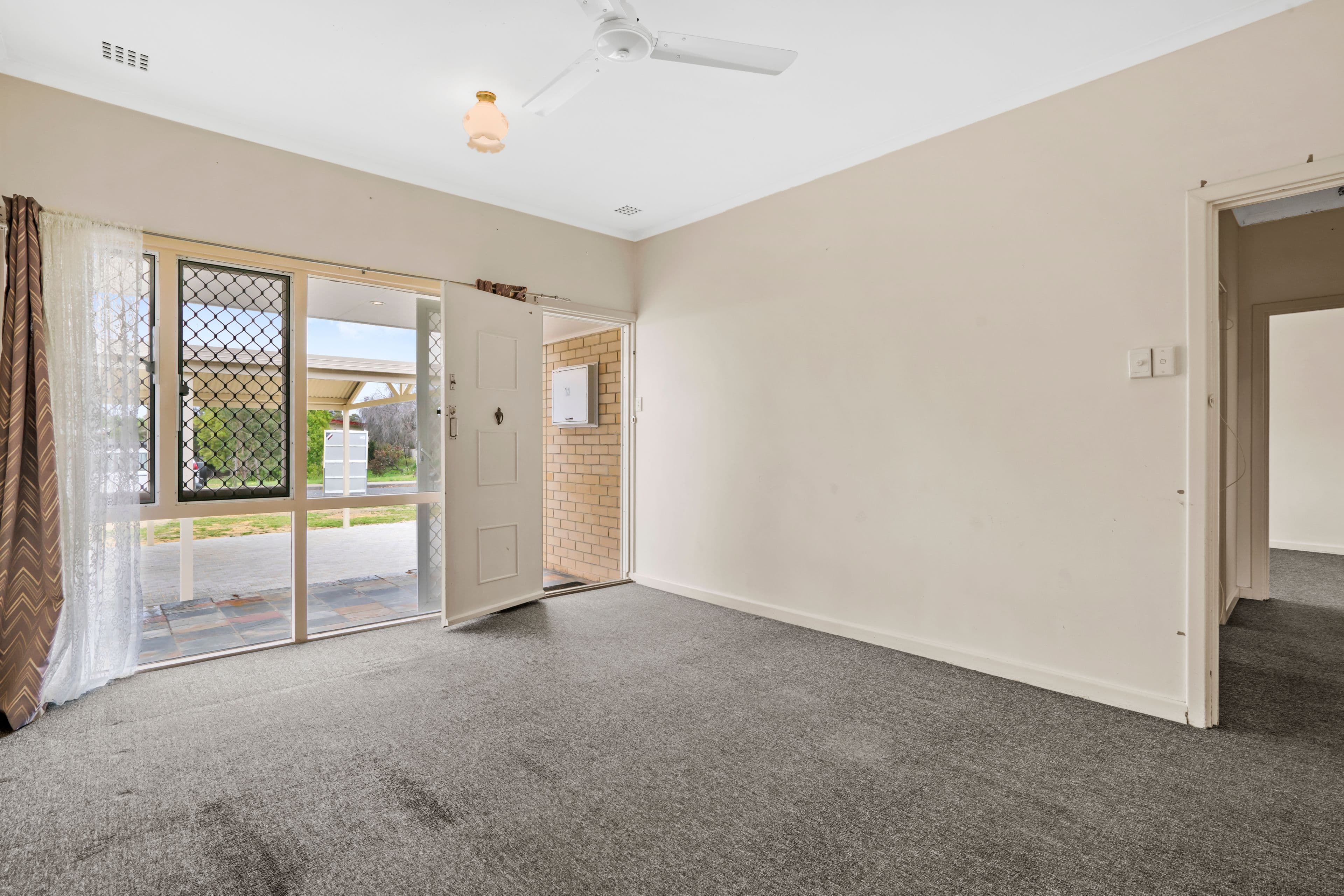 11 Foxwood Way, LANGFORD WA 6147, Langford - Thumbnail 5
