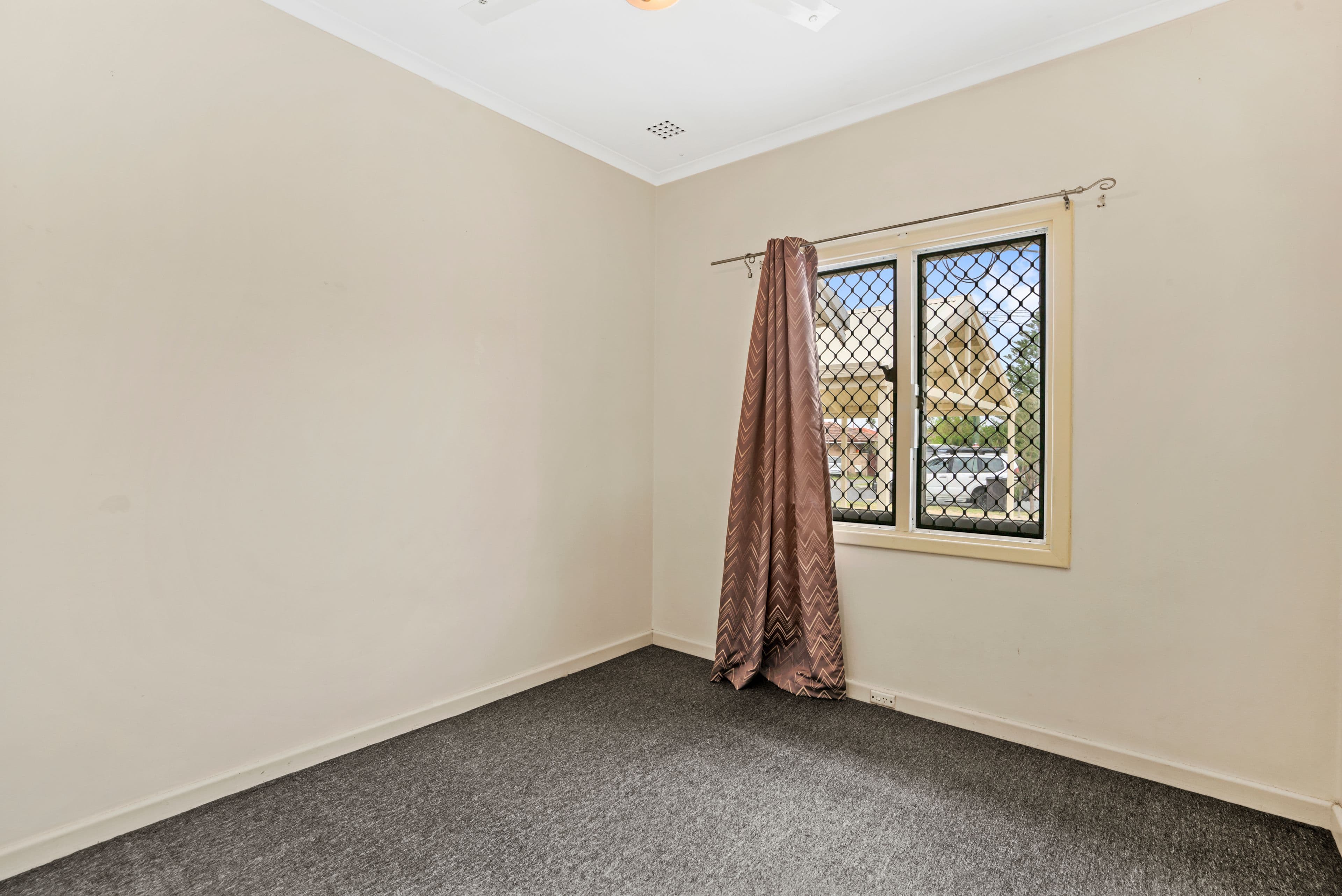 11 Foxwood Way, LANGFORD WA 6147, Langford - Thumbnail 6
