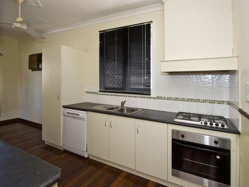 11 Clinton Avenue, ST JAMES WA 6102, St James - Thumbnail 5