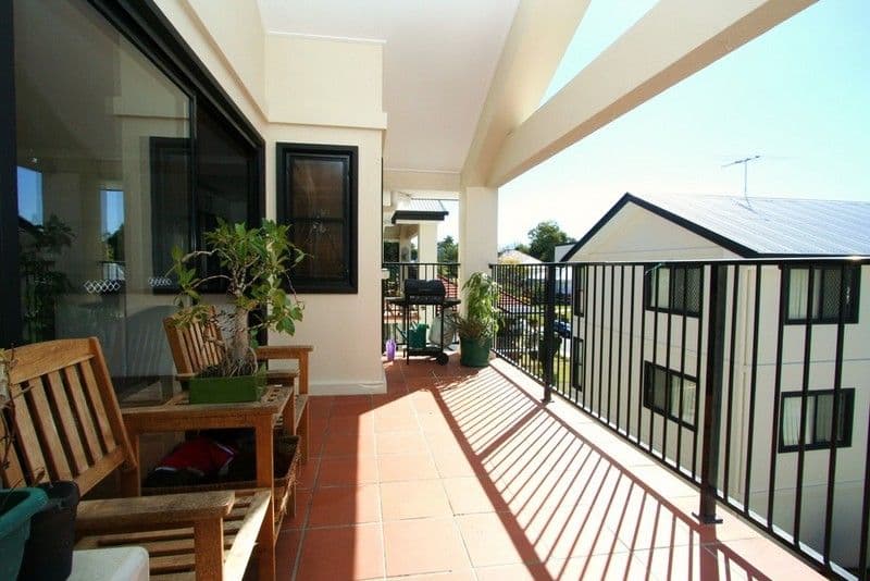18-22 Waratah Avenue, CARINA QLD 4152, Carina - Thumbnail 2