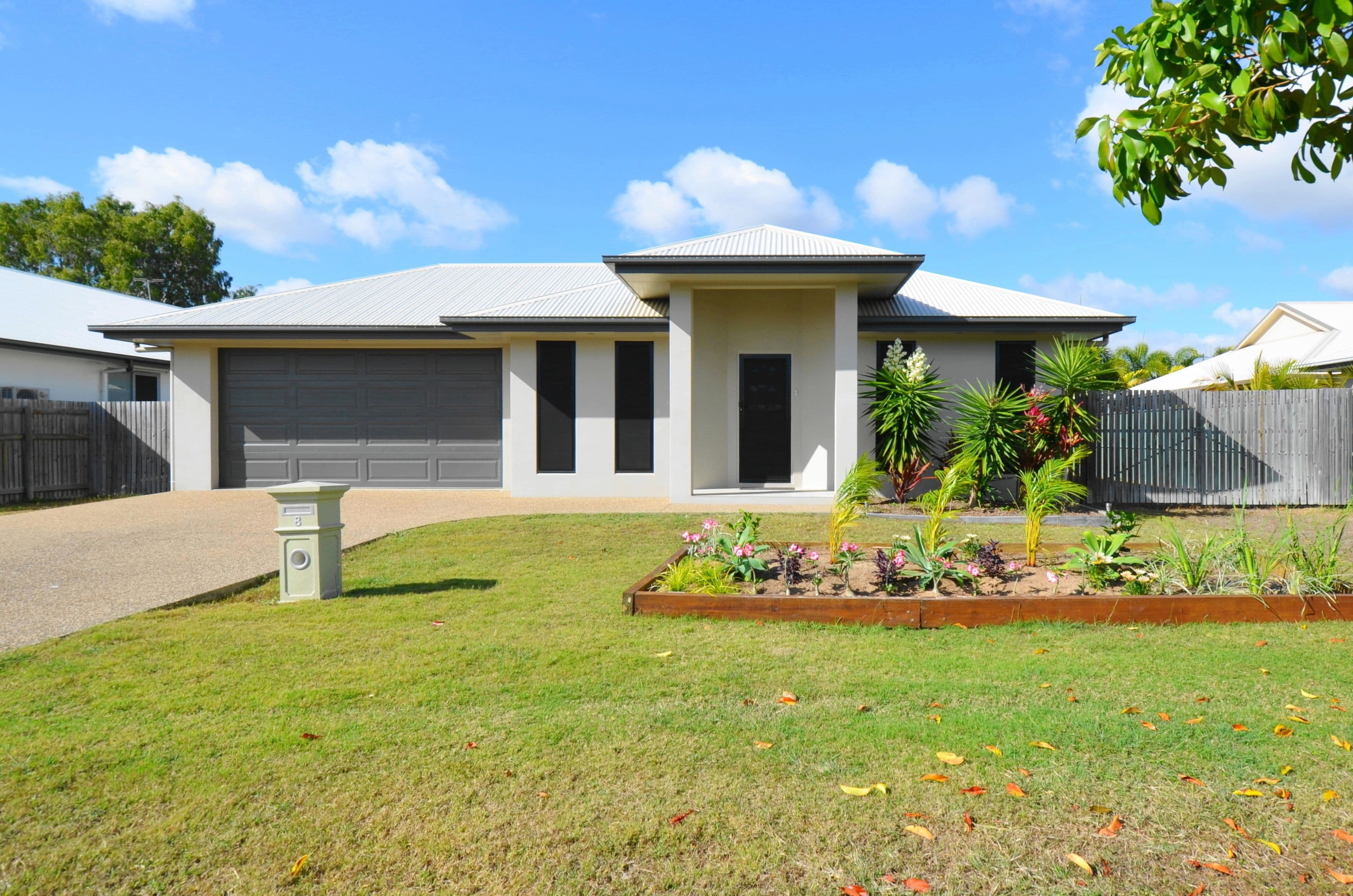 8 Ellendale Street, Mount Low QLD 4818, Mount Low - Image 1