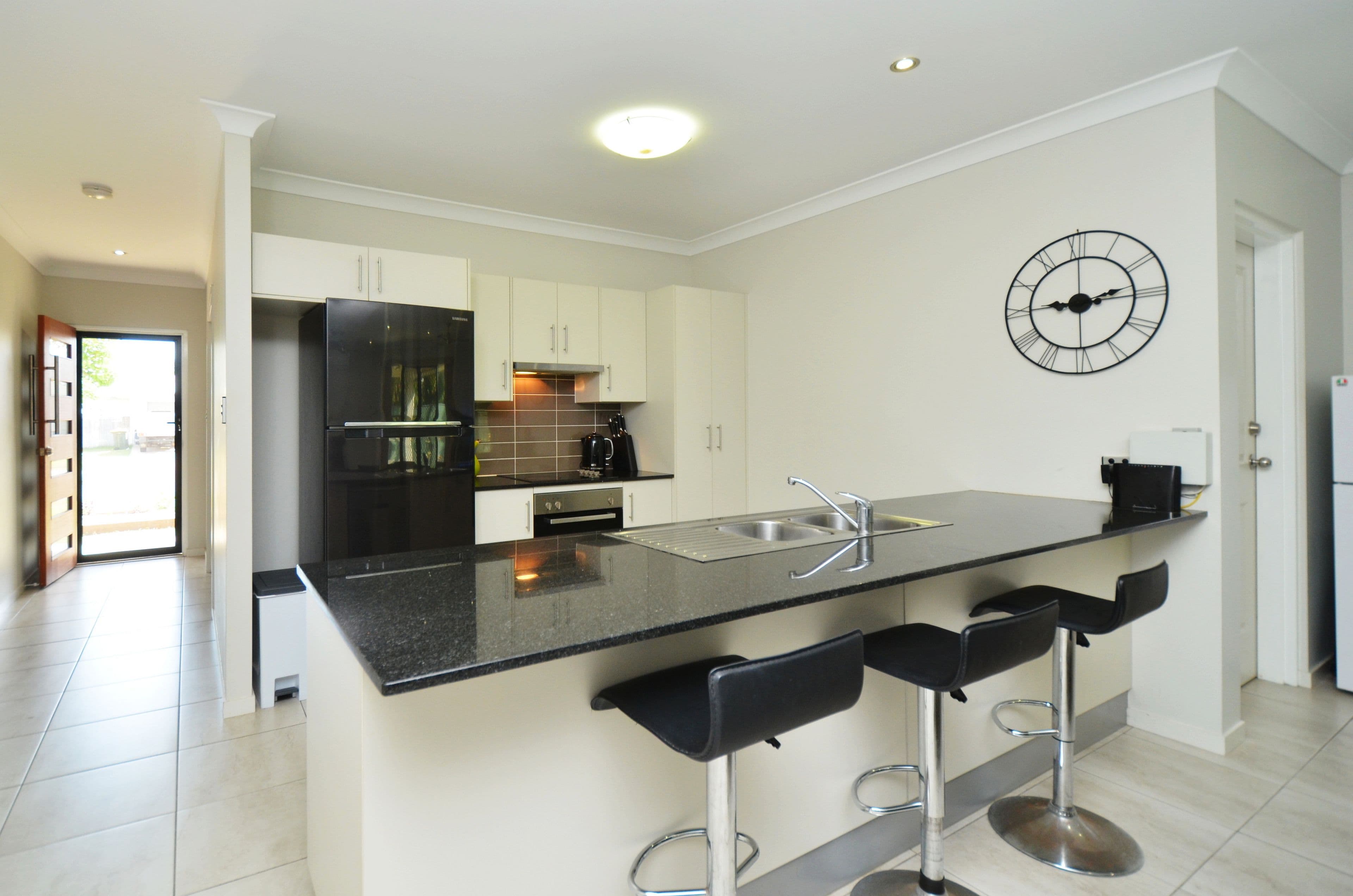 8 Ellendale Street, Mount Low QLD 4818, Mount Low - Thumbnail 2