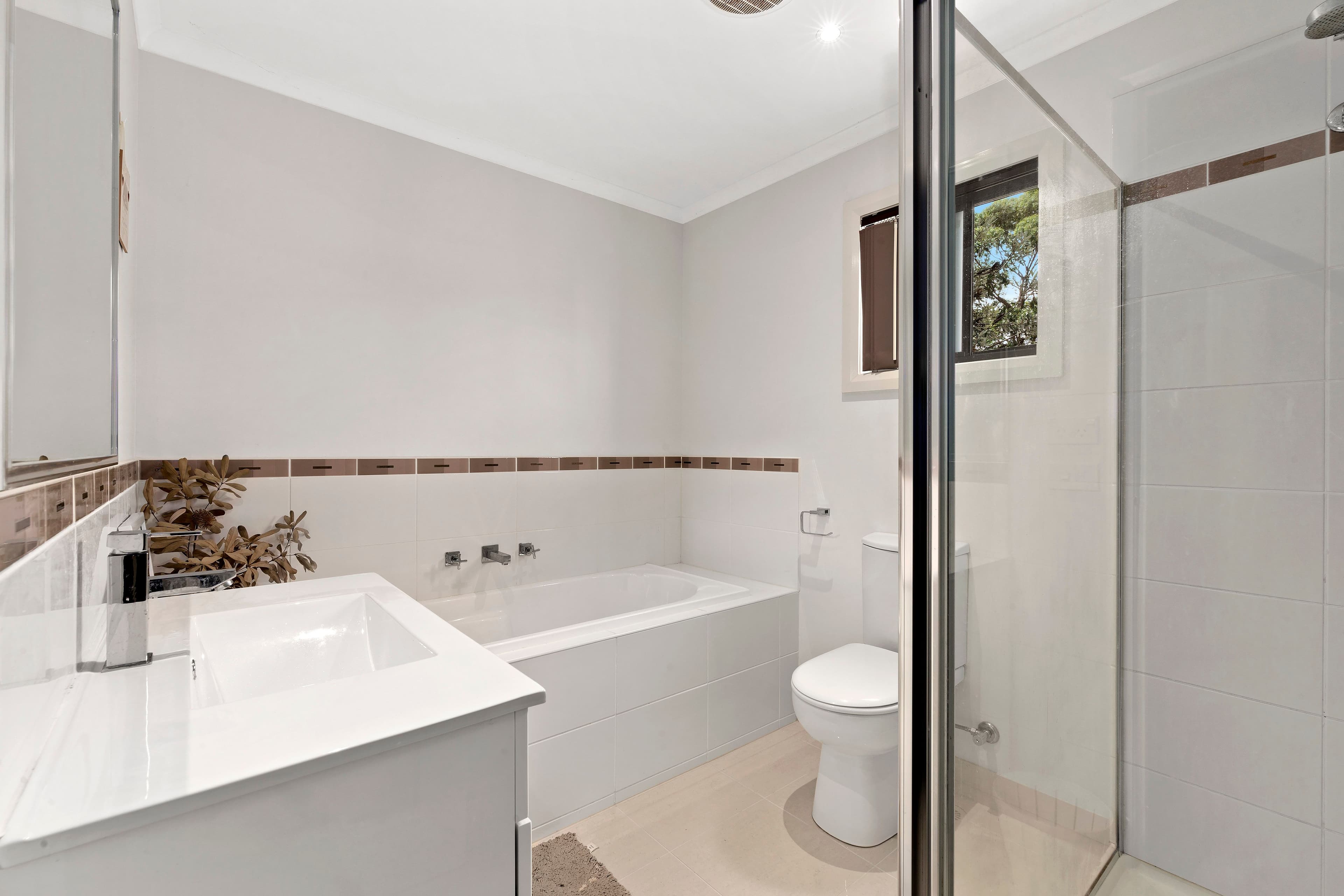 10 Wyuna Street, Ferntree Gully VIC 3156, Ferntree Gully - Thumbnail 4