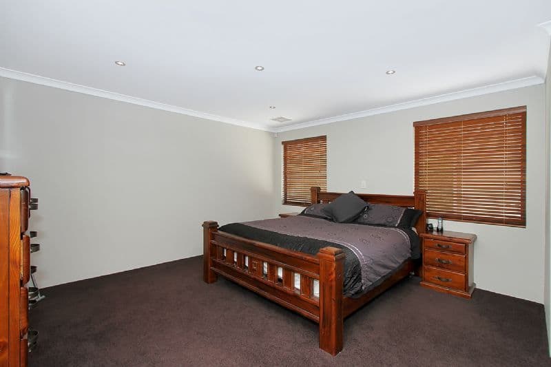 4 Burkett Terrace, BERTRAM WA 6167, Bertram - Thumbnail 6