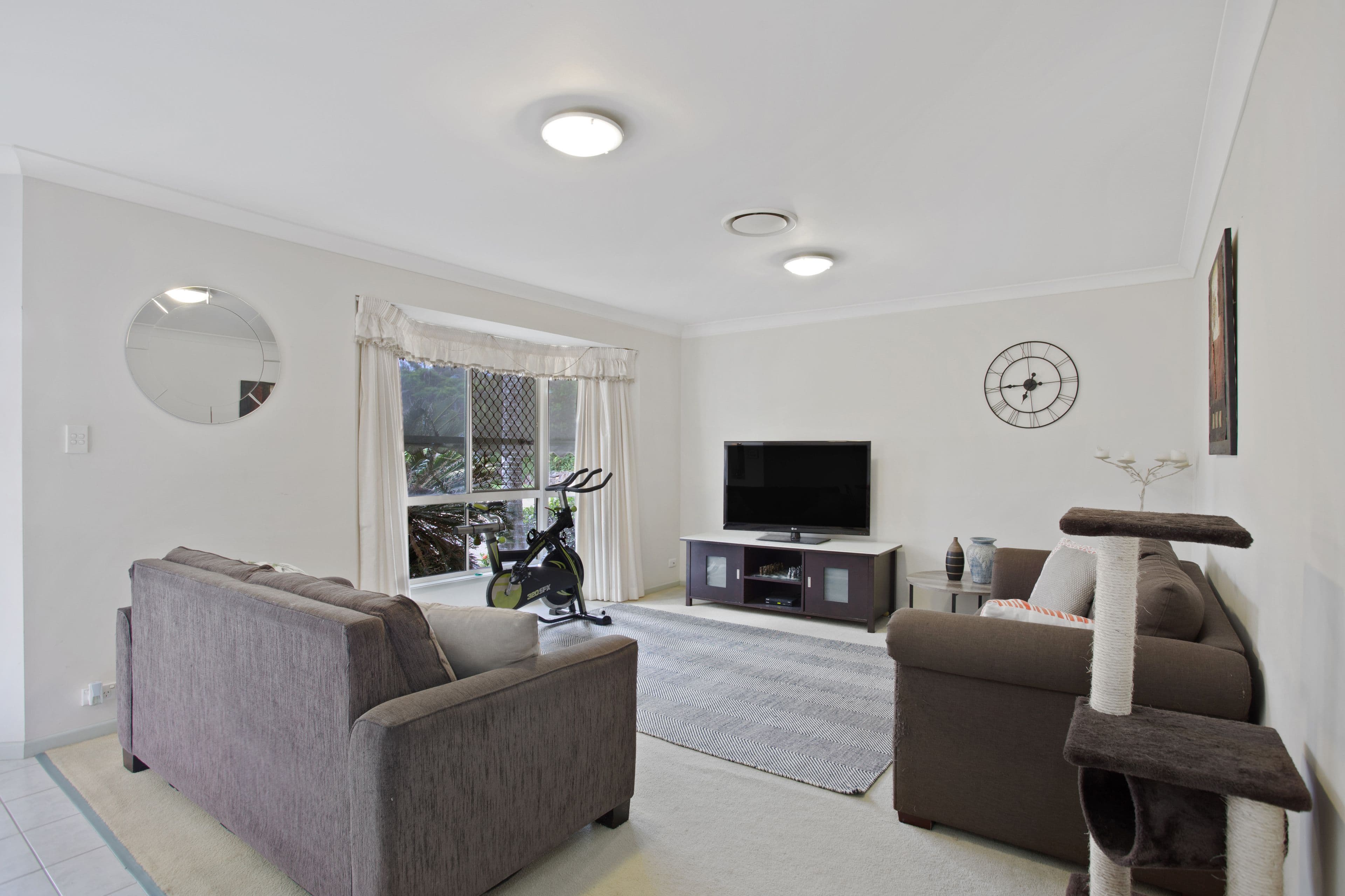 8 Swanton Drive, Mudgeeraba QLD 4213, Mudgeeraba - Image 1