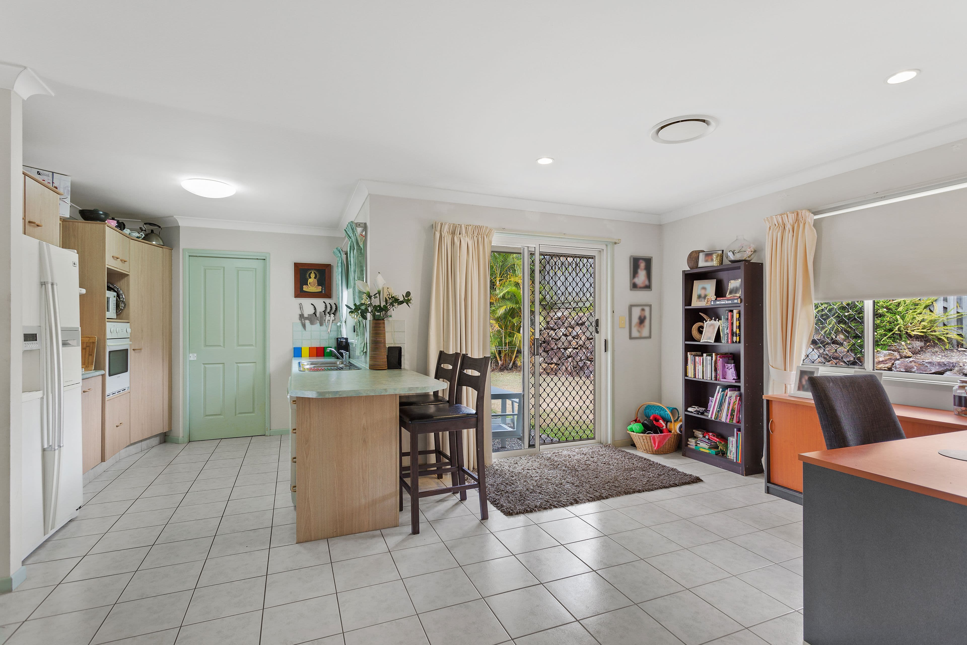 8 Swanton Drive, Mudgeeraba QLD 4213, Mudgeeraba - Thumbnail 5