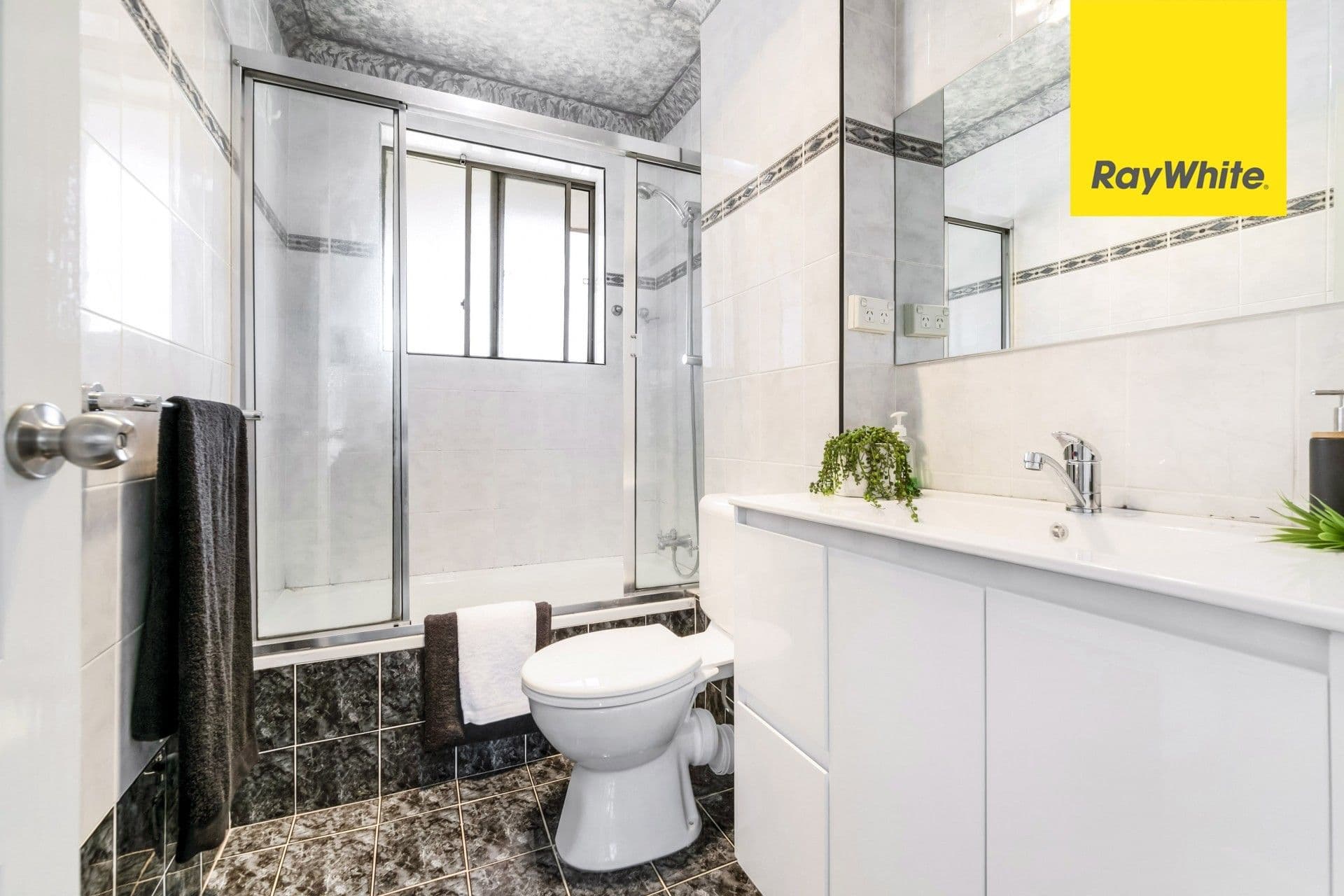 24 Fairmount Street, Lakemba NSW 2195, Lakemba - Thumbnail 4