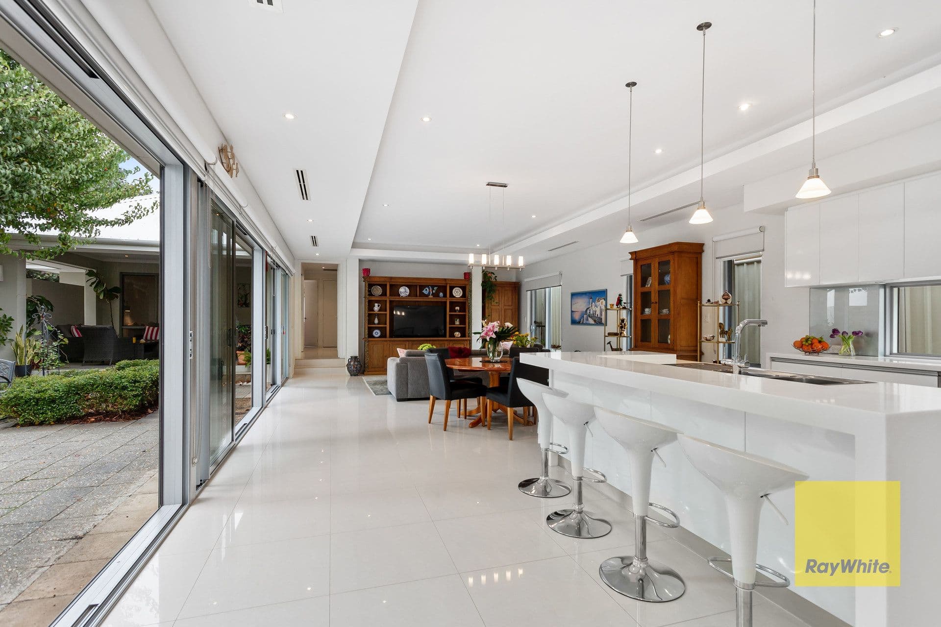 13 Mitford Street, Swanbourne WA 6010, Swanbourne - Thumbnail 2