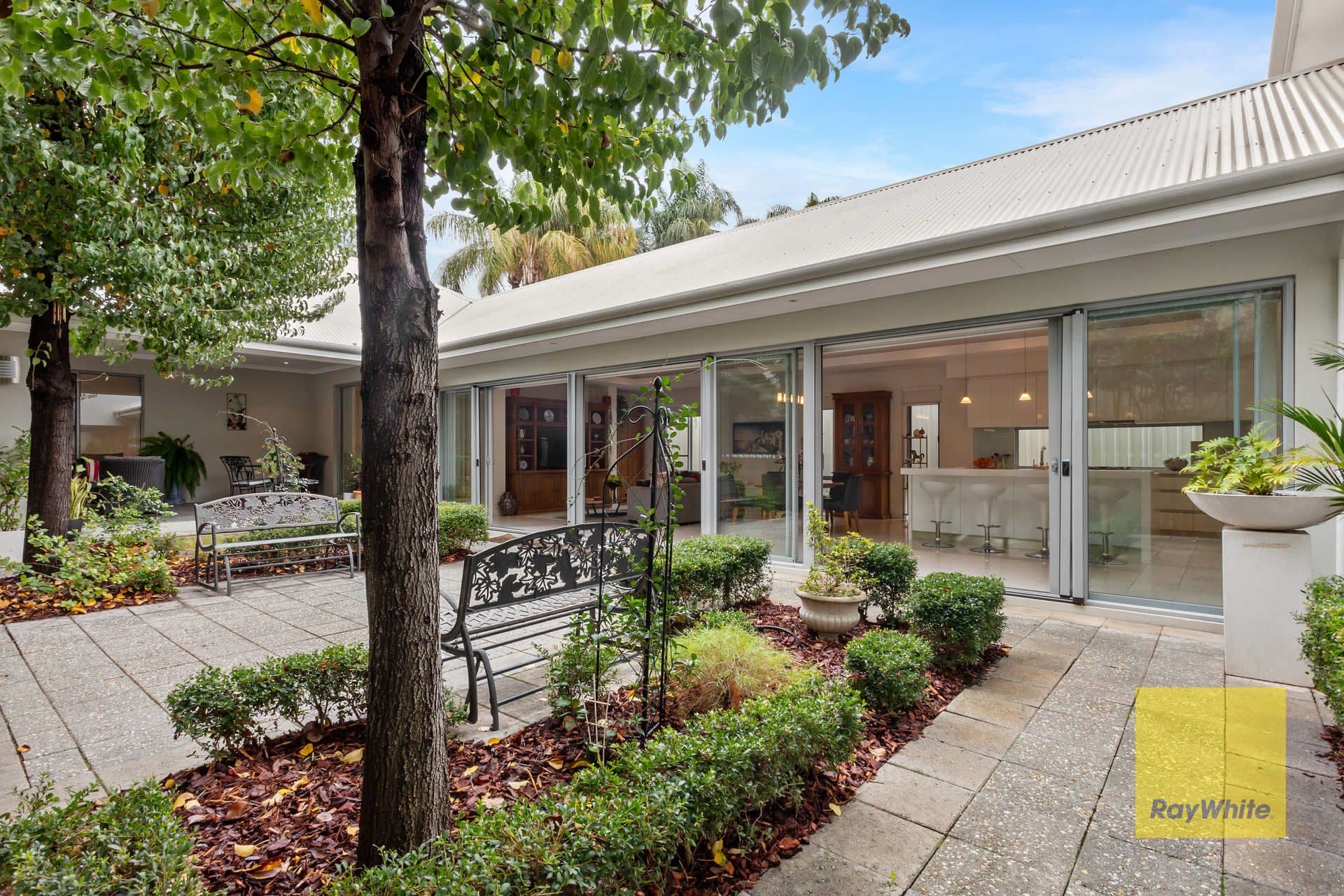 13 Mitford Street, Swanbourne WA 6010, Swanbourne - Thumbnail 6