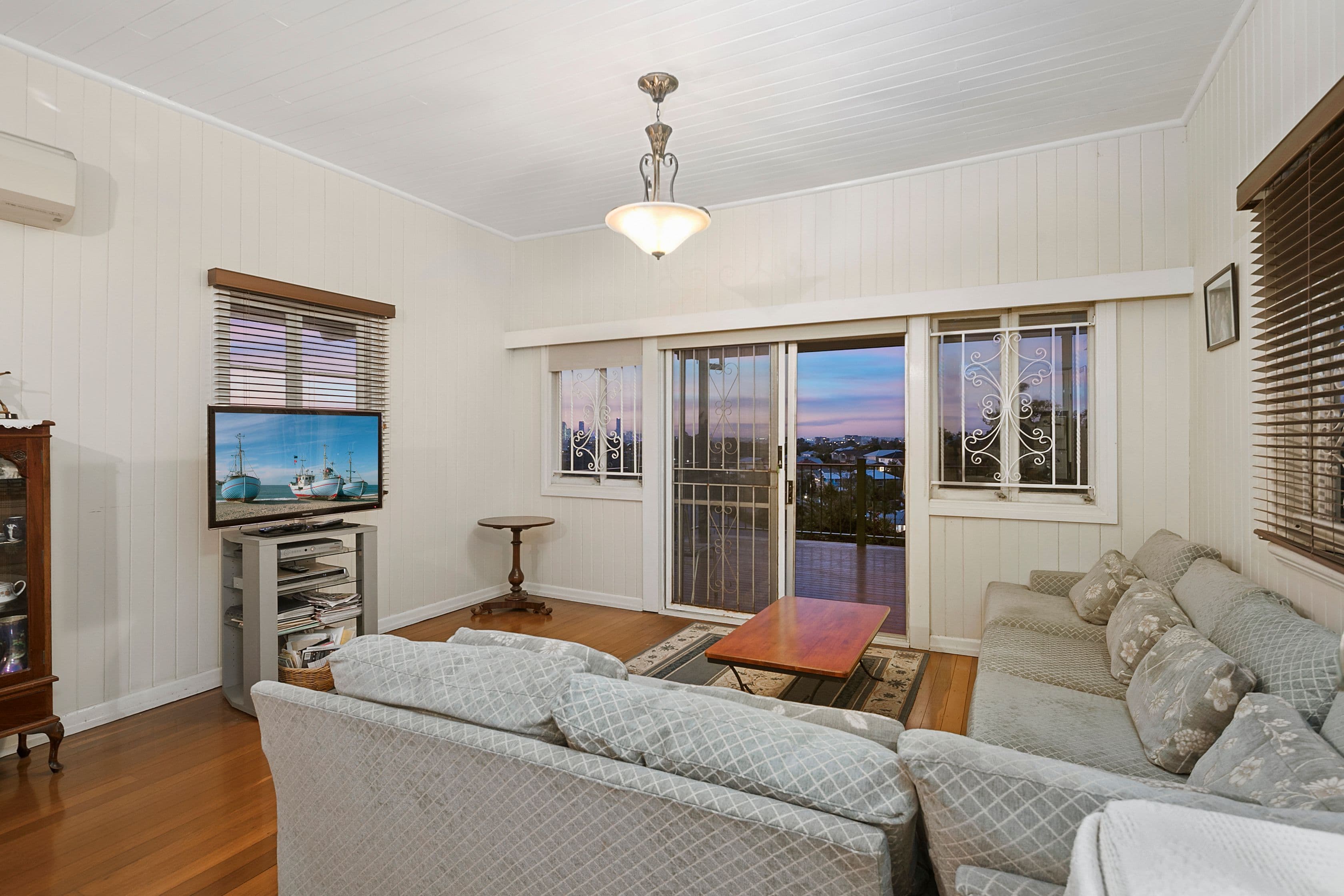 32 Percival Terrace, Holland Park QLD 4121, Holland Park - Thumbnail 3