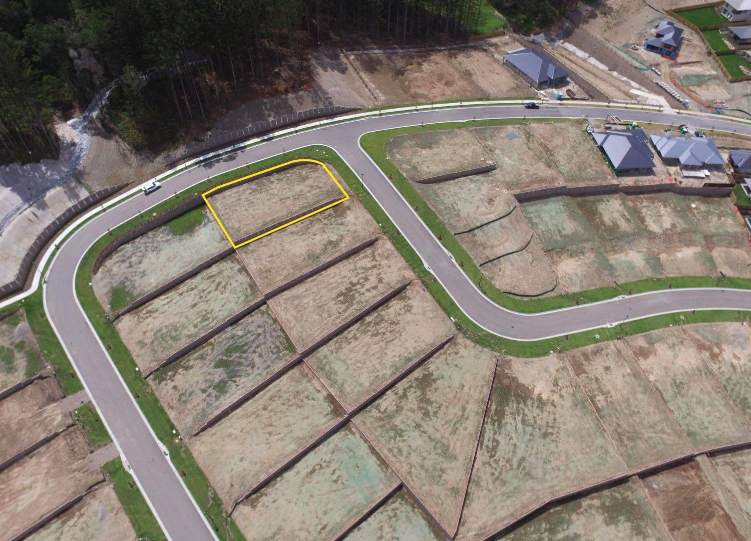 33 Bunya Pine Street, MAUDSLAND QLD 4210, Maudsland - Thumbnail 2