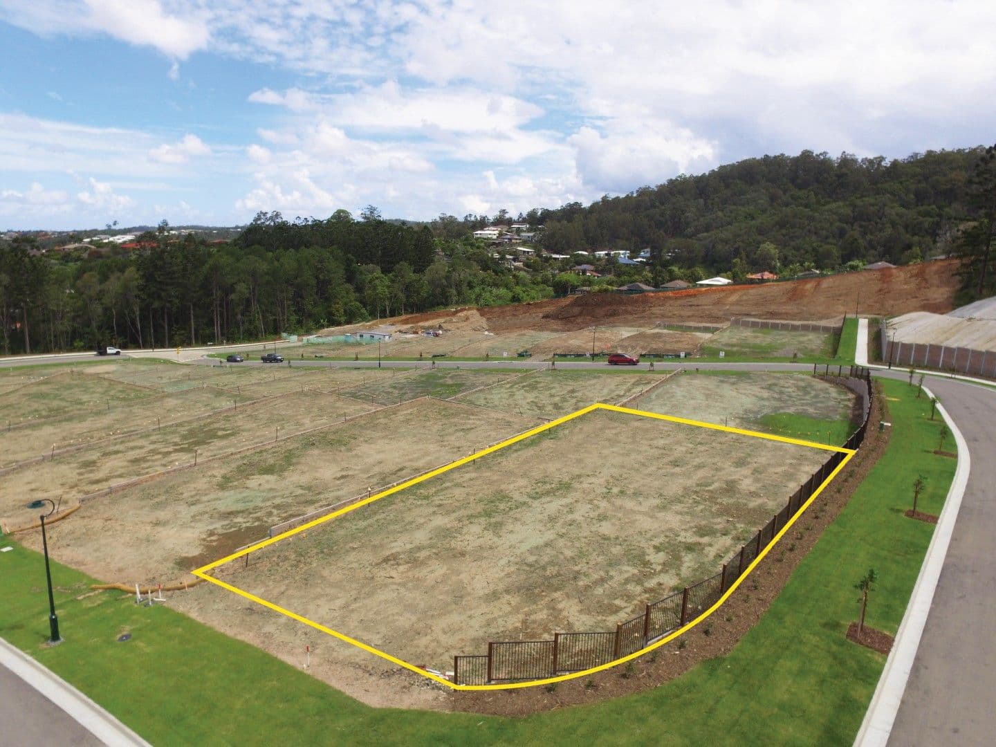33 Bunya Pine Street, MAUDSLAND QLD 4210, Maudsland - Thumbnail 3